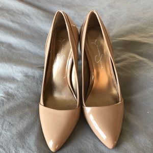 Jessica Simpson nude patent pumps